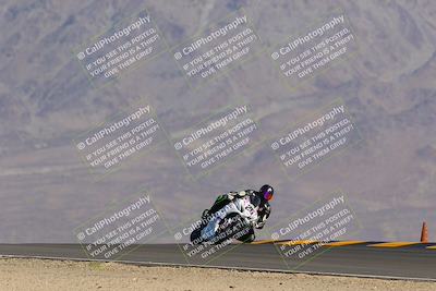 media/Oct-08-2022-SoCal Trackdays (Sat) [[1fc3beec89]]/Turn 10 (945am)/